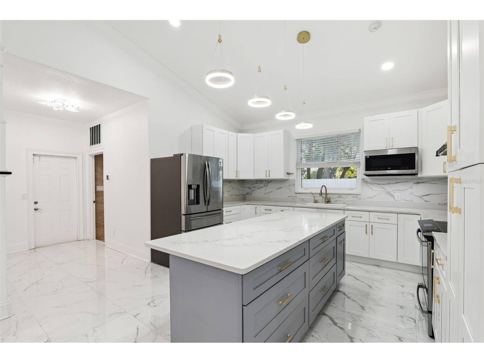 20 Rewis Street Ocoee FL 34761 O6378816 image12