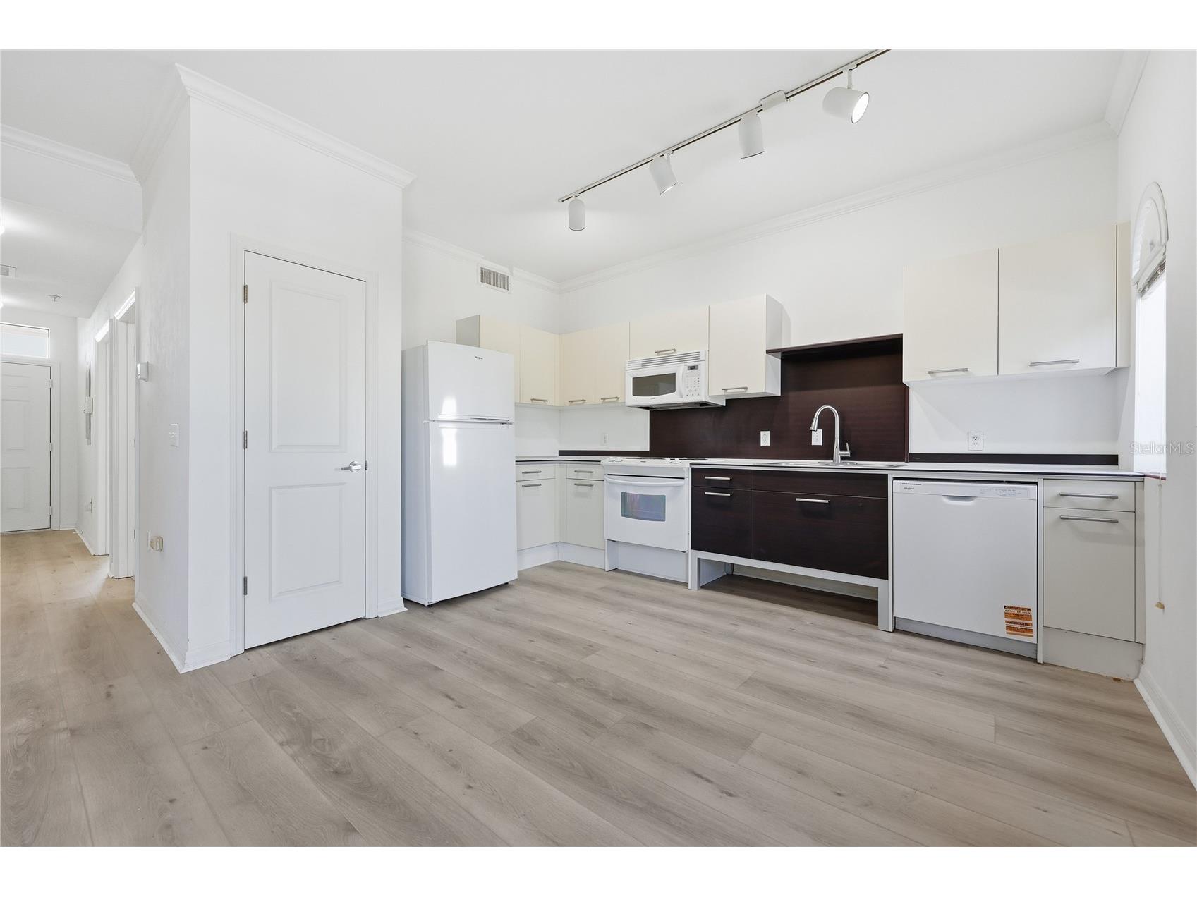 20 SW 6th Street #304 Gainesville FL 32601 GC536679 image6