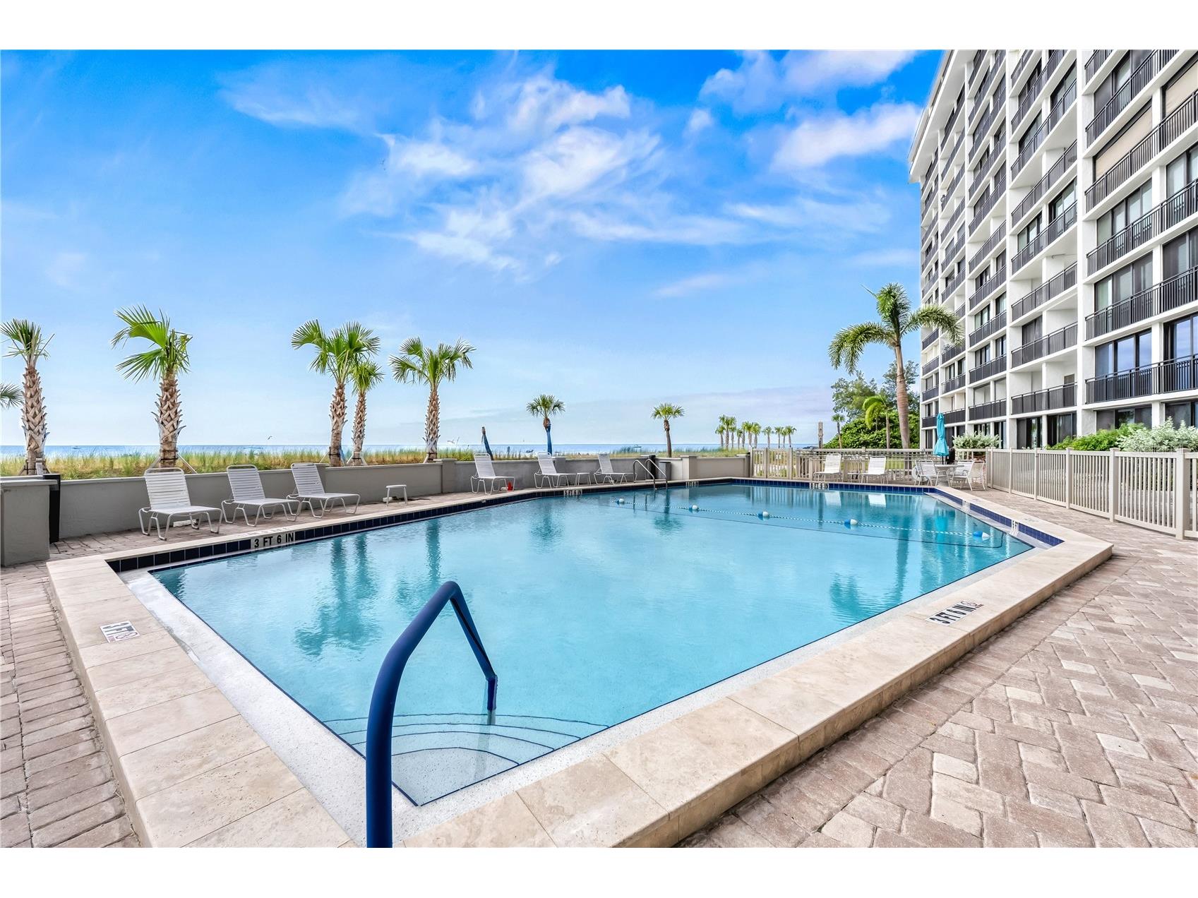 20 Whispering Sands Drive #1102 Sarasota FL 34242 A4685502 image46