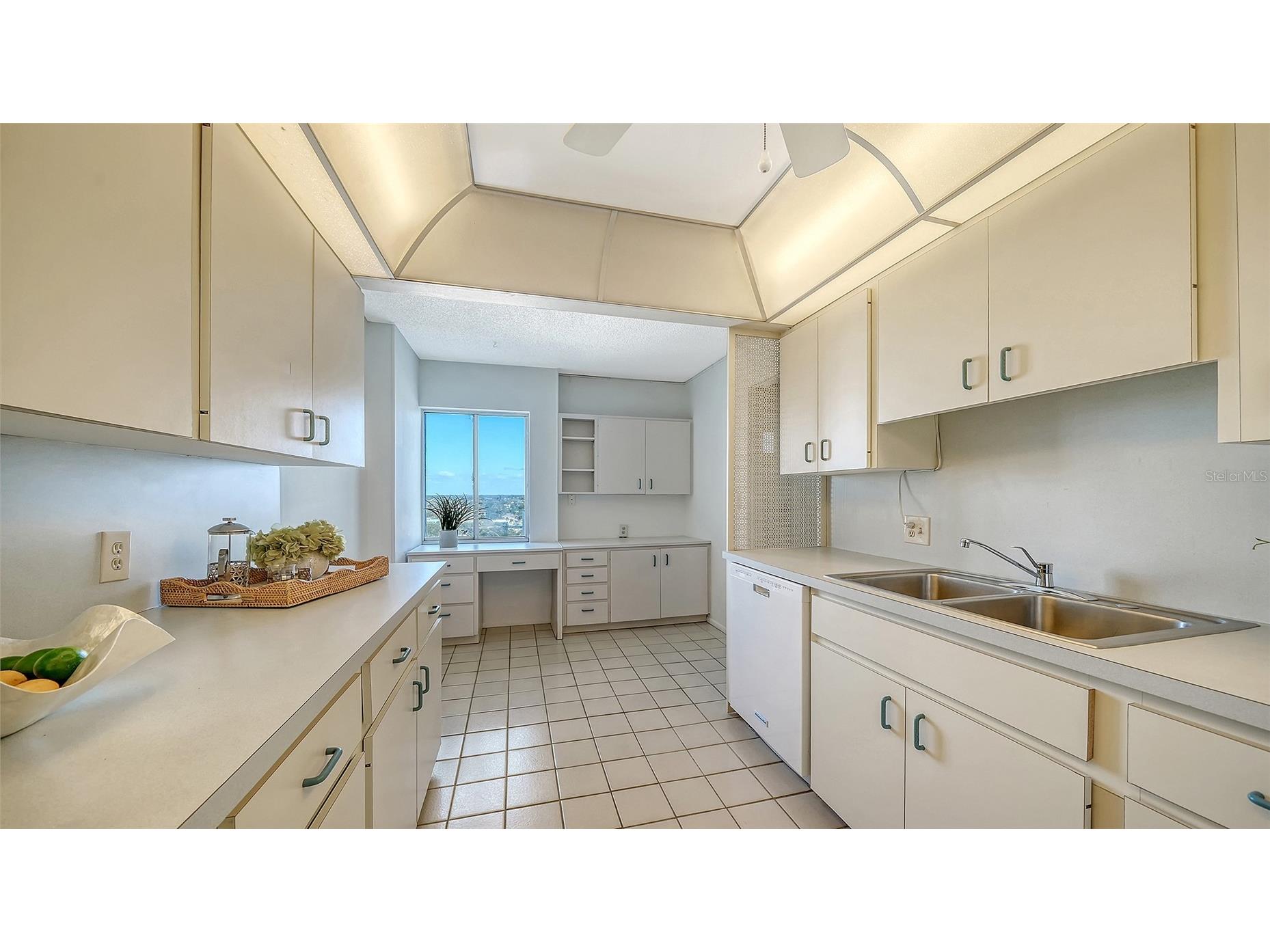 20 Whispering Sands Drive #1201 Sarasota FL 34242 - GULF OF AMERICA A4678026 image32