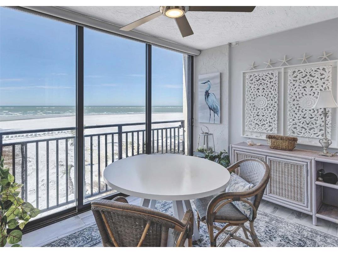 20 Whispering Sands Drive #306 Sarasota FL 34242 A4637738 image1