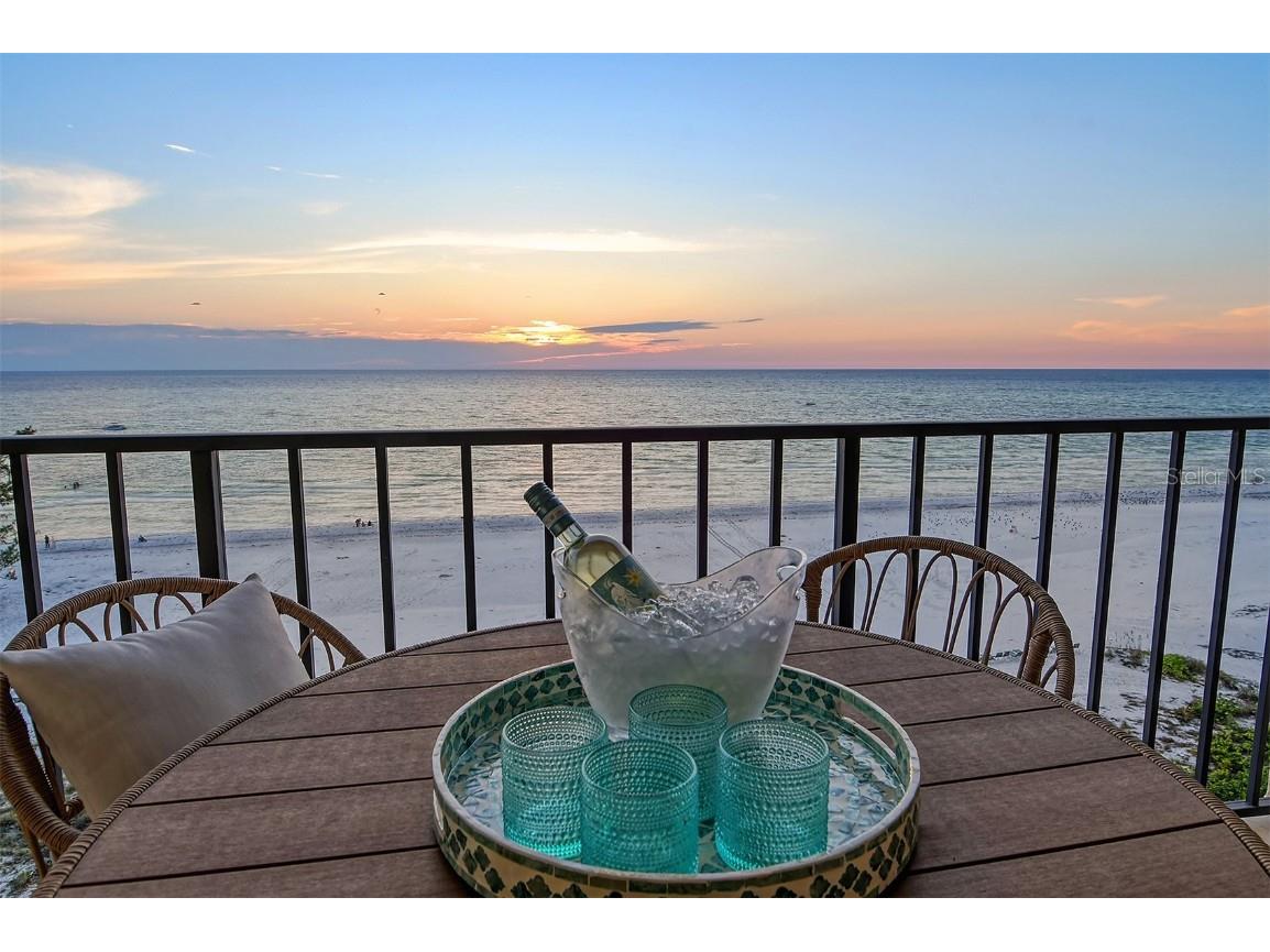 20 Whispering Sands Drive #901 Sarasota FL 34242 - GULF OF MEXICO A4579584 image1