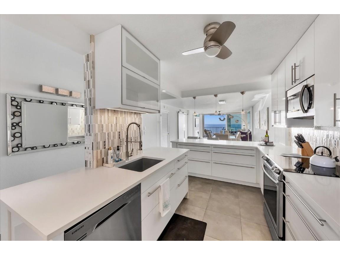 20 Whispering Sands Drive #903 Sarasota FL 34242 A4562777 image12