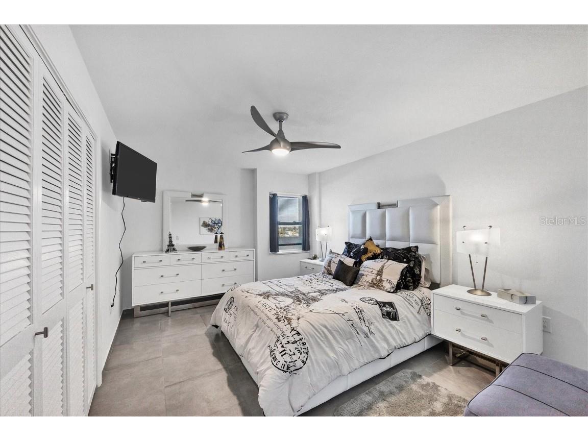 20 Whispering Sands Drive #903 Sarasota FL 34242 A4562777 image25