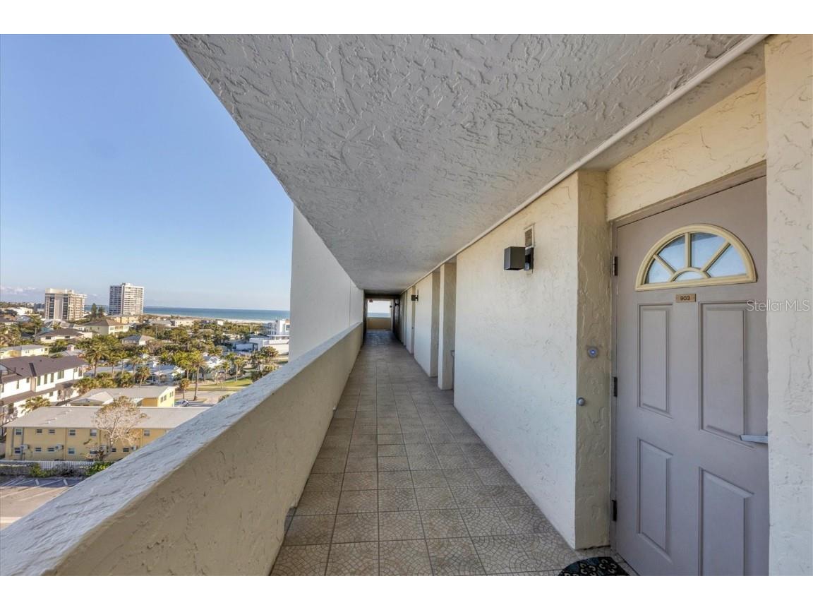 20 Whispering Sands Drive #903 Sarasota FL 34242 A4562777 image3
