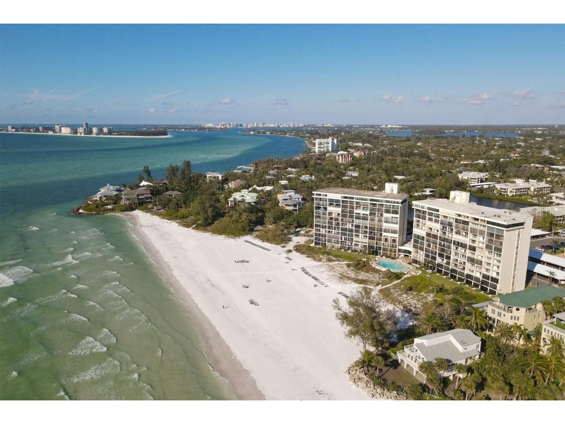 20 Whispering Sands Drive #903 Sarasota FL 34242 A4562777 image43