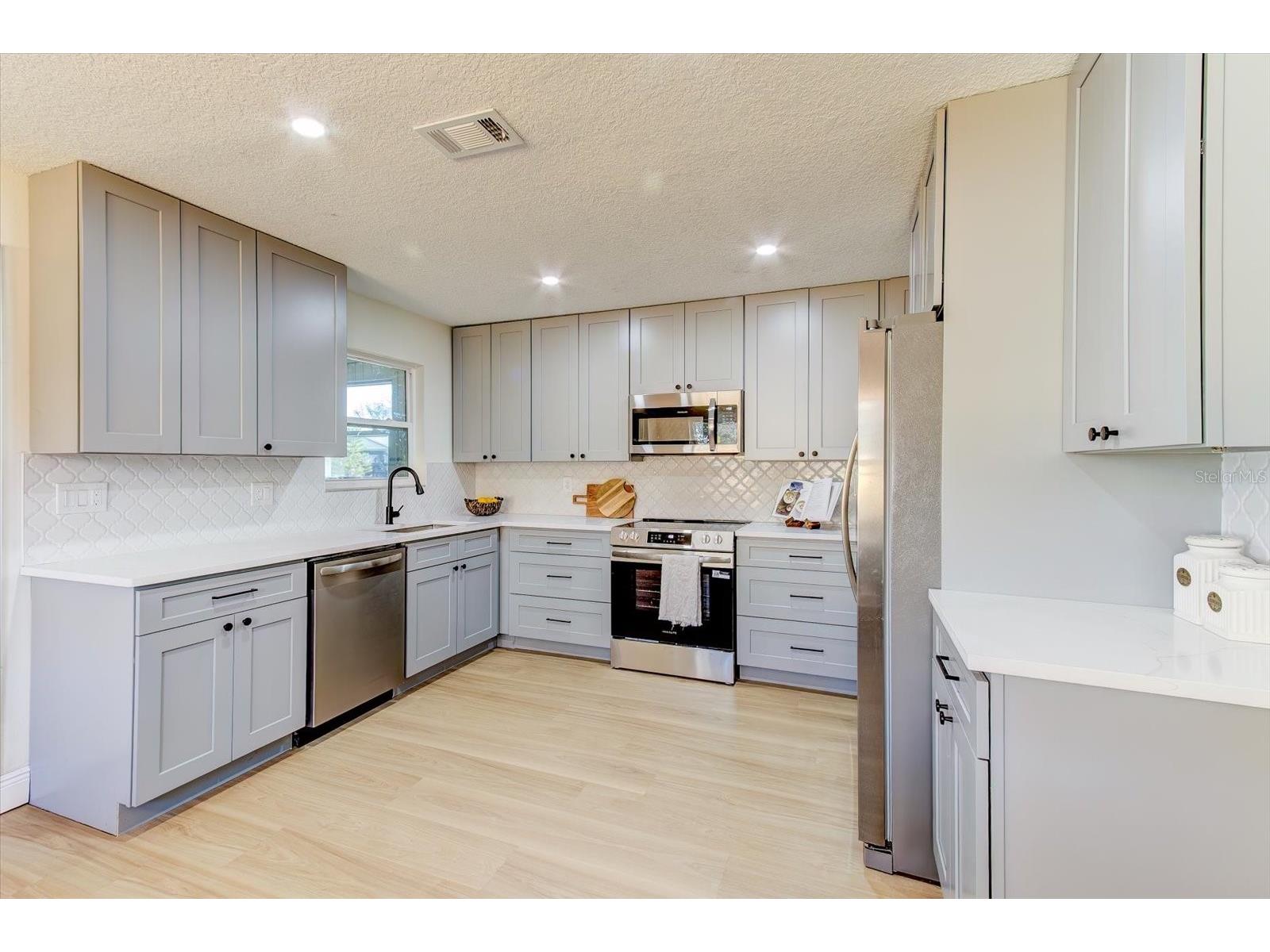 20 Woodlands Circle Ormond Beach FL 32174 O6383022 image12