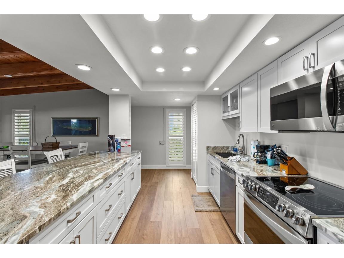 200 120th Avenue W #8A Treasure Island FL 33706 - GULF OF MEXICO U8239573 image10