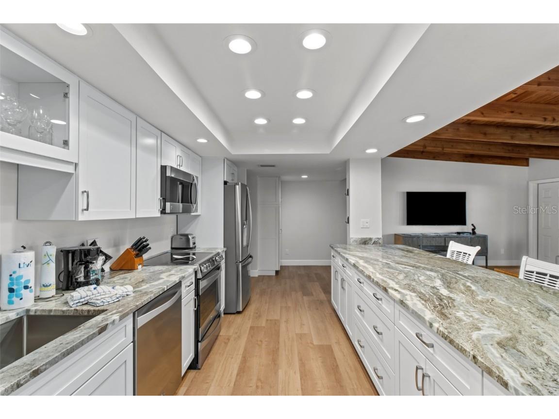 200 120th Avenue W #8A Treasure Island FL 33706 - GULF OF MEXICO U8239573 image11