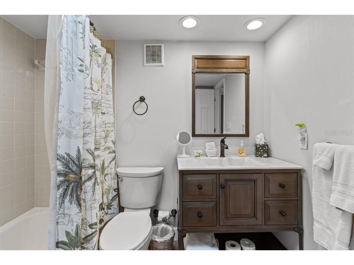 200 120th Avenue W #8A Treasure Island FL 33706 - GULF OF MEXICO U8239573 image29