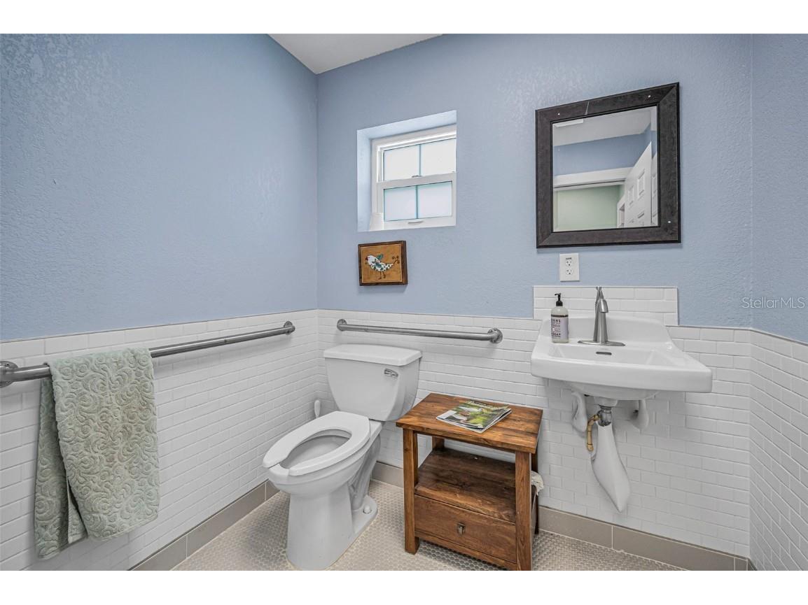 200 16th Street N Saint Petersburg FL 33705 - BOOKER CREEK TB8458689 image15