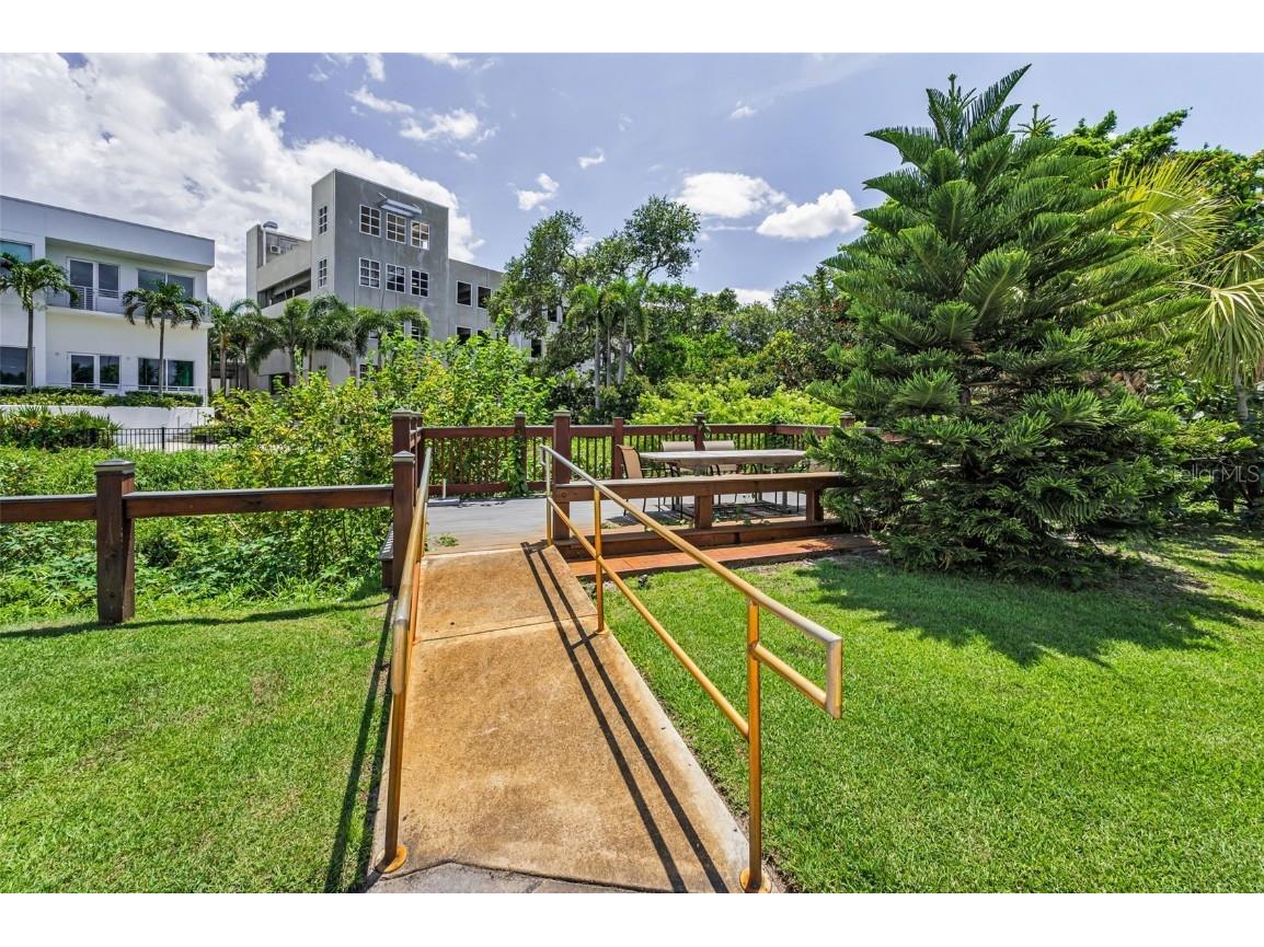 200 16th Street N Saint Petersburg FL 33705 - BOOKER CREEK TB8458689 image19