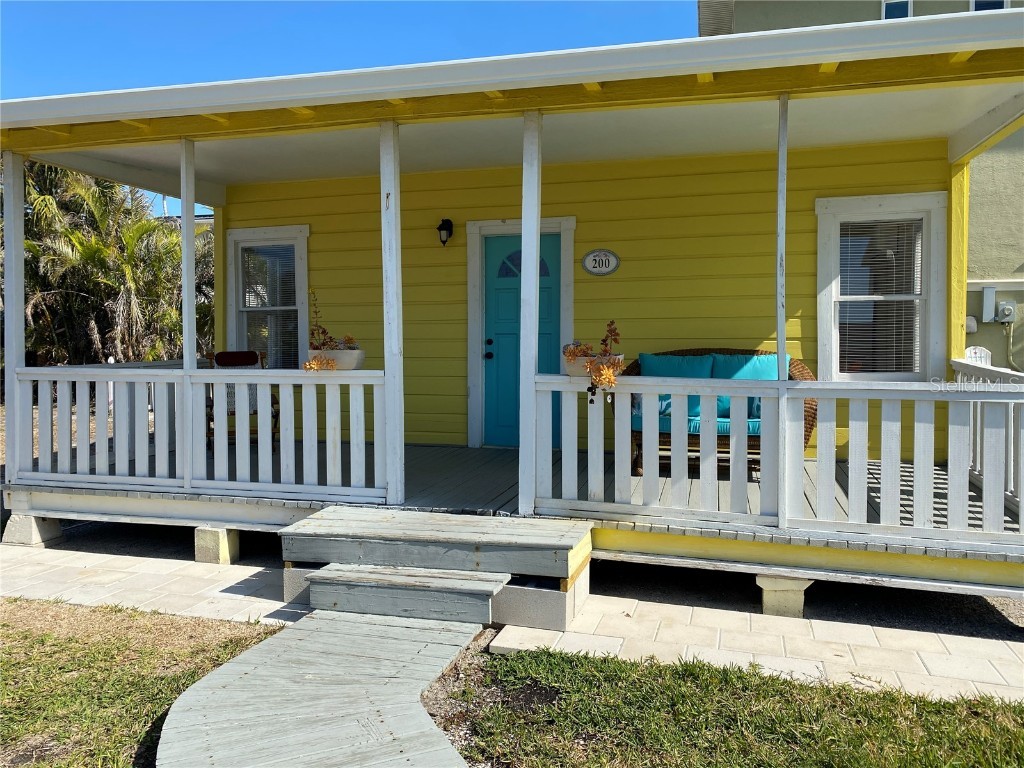 200 180th Avenue E Redington Shores FL 33708 U8229717 image1