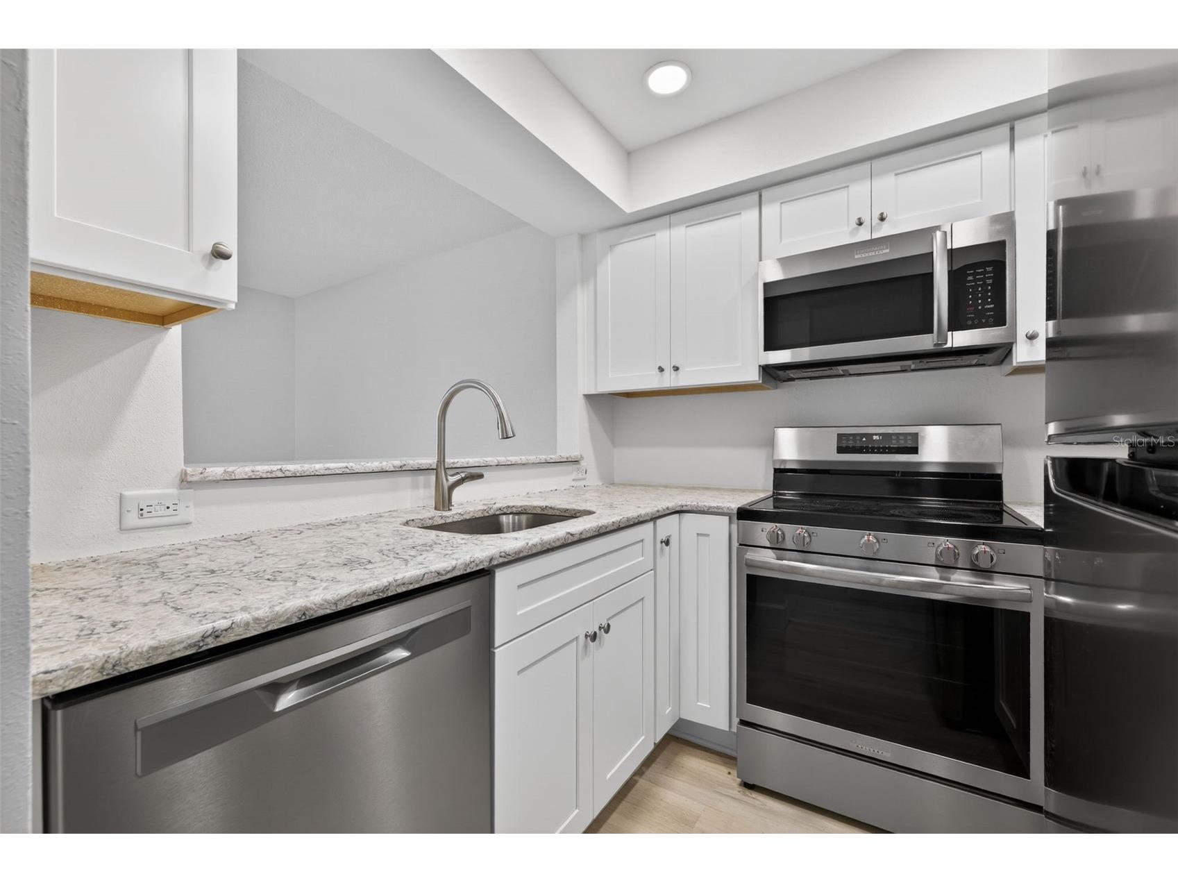 200 1st Avenue #107 Saint Pete Beach FL 33706 TB8488526 image7