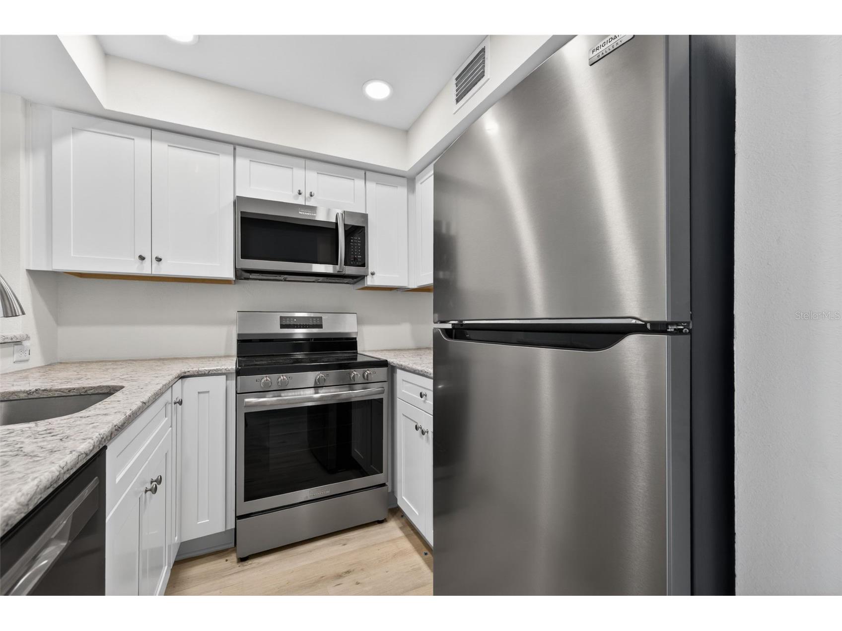 200 1st Avenue #107 Saint Pete Beach FL 33706 TB8488526 image8