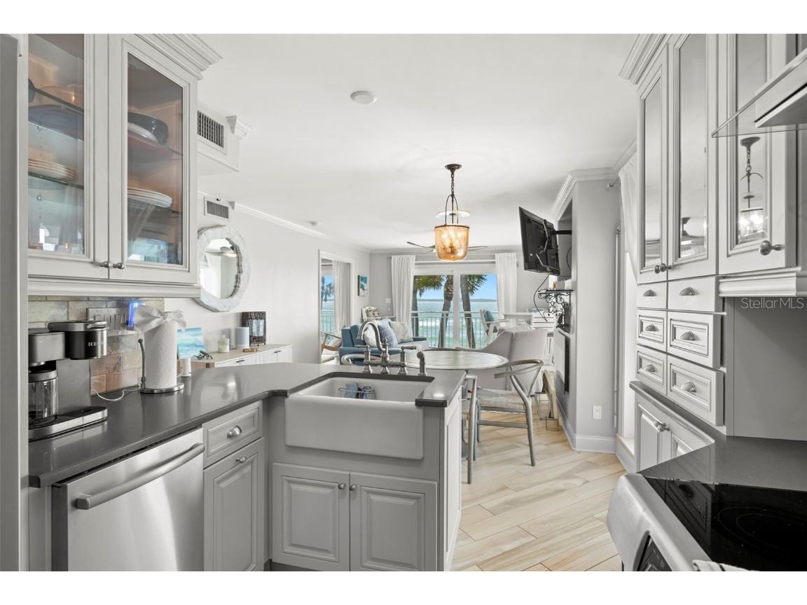 200 1st Avenue #212 Saint Pete Beach FL 33706 TB8357556 image16