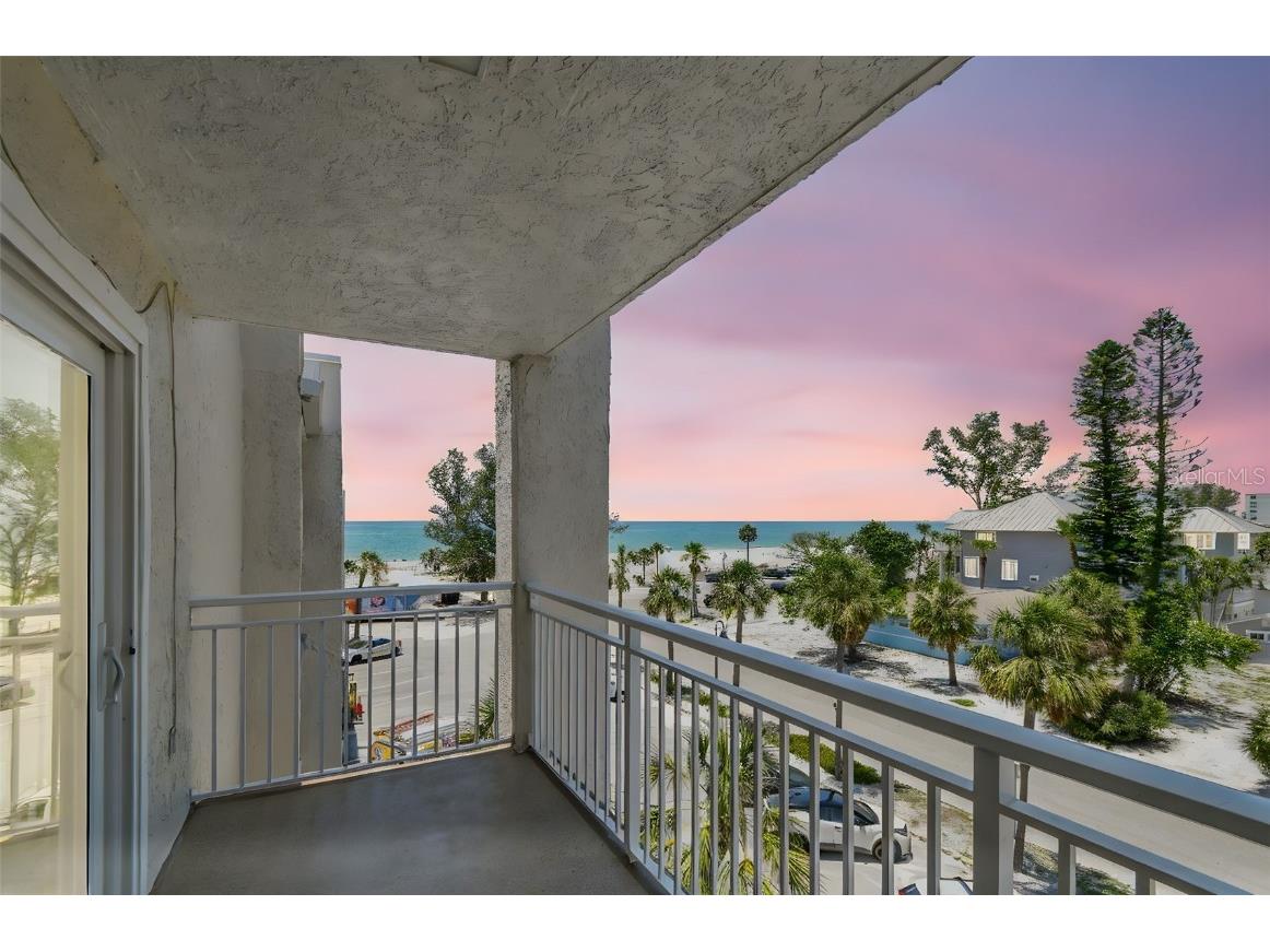 200 1st Avenue #406 Saint Pete Beach FL 33706 TB8386709 image1