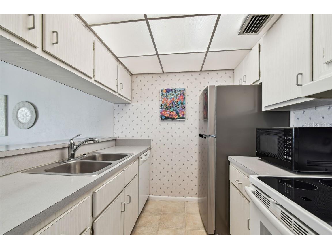 200 1st Avenue #406 Saint Pete Beach FL 33706 TB8386709 image16