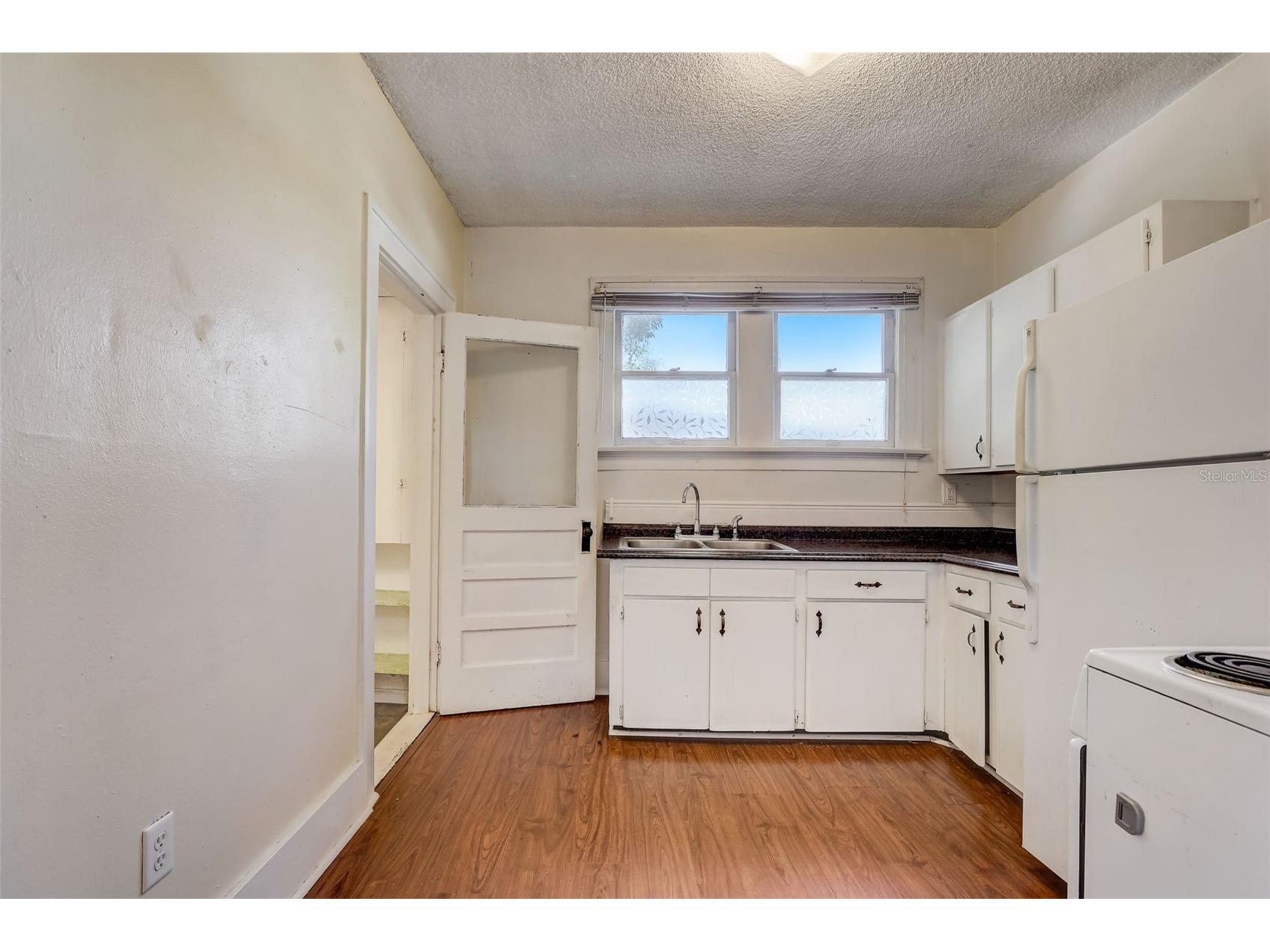 200 & 200 1/2 Hibiscus Court Orlando FL 32801 O6284765 image16