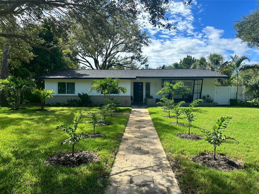 200 22nd Avenue SE Saint Petersburg FL 33705 J968066 image1