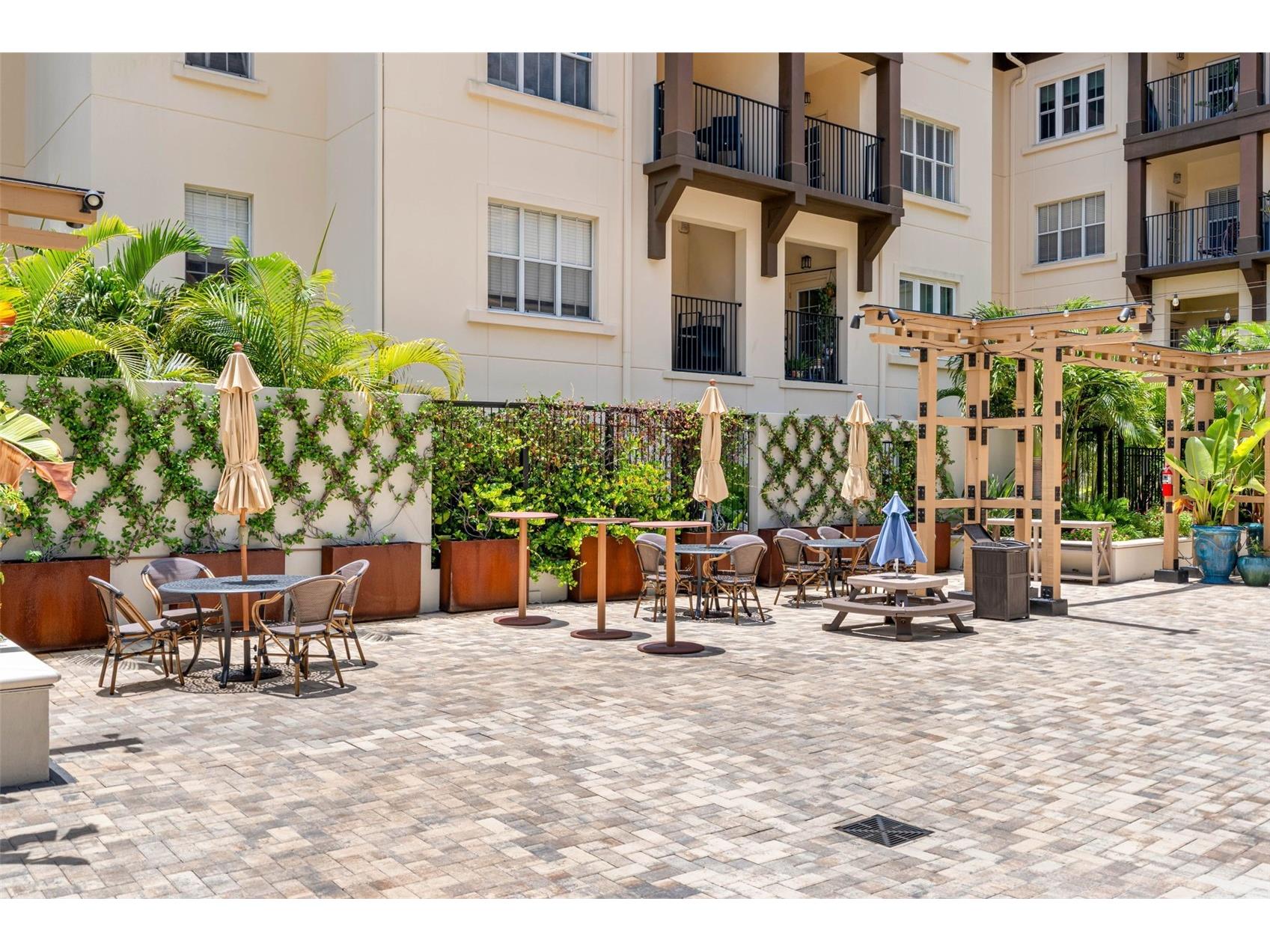 200 4th Avenue S #110 Saint Petersburg FL 33701 TB8532135 image34