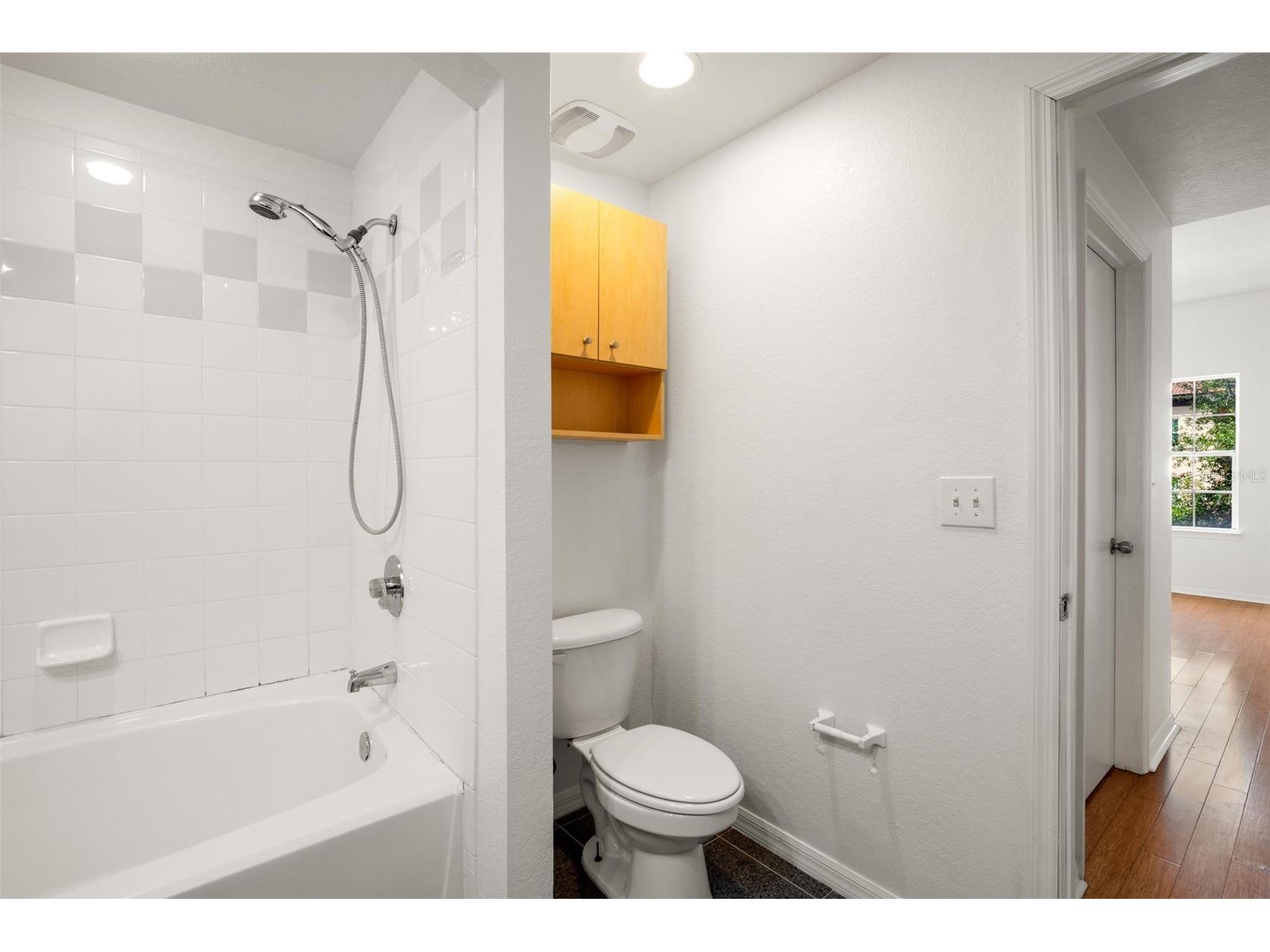 200 4th Avenue S #302 Saint Petersburg FL 33701 TB8501633 image26
