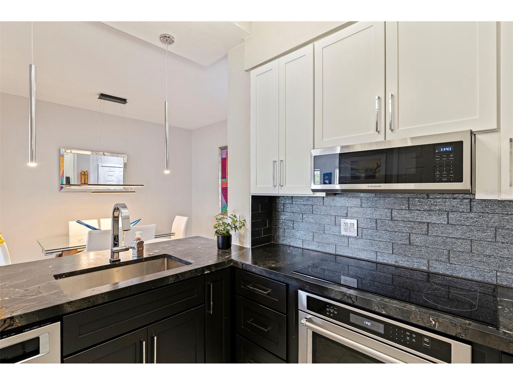 200 4th Avenue S #321 Saint Petersburg FL 33701 TB8494155 image10