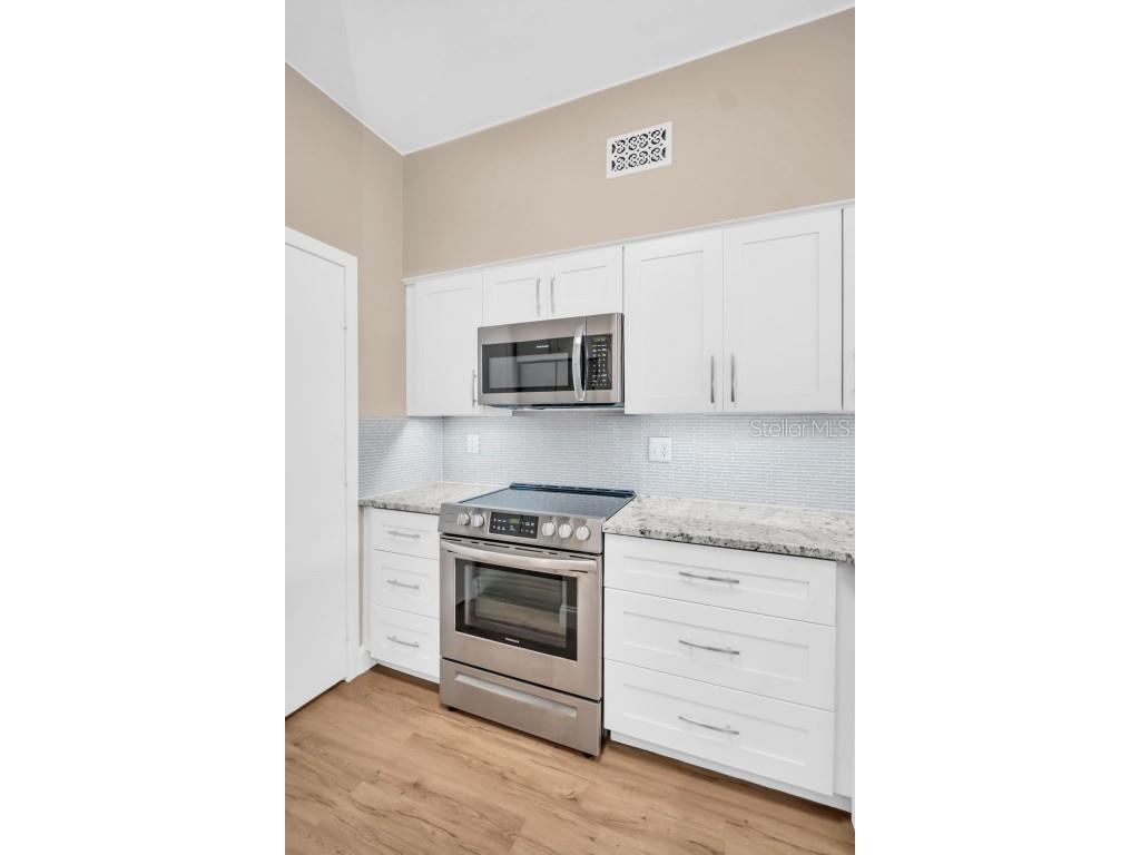 200 4th Avenue S #324 Saint Petersburg FL 33701 TB8437202 image7