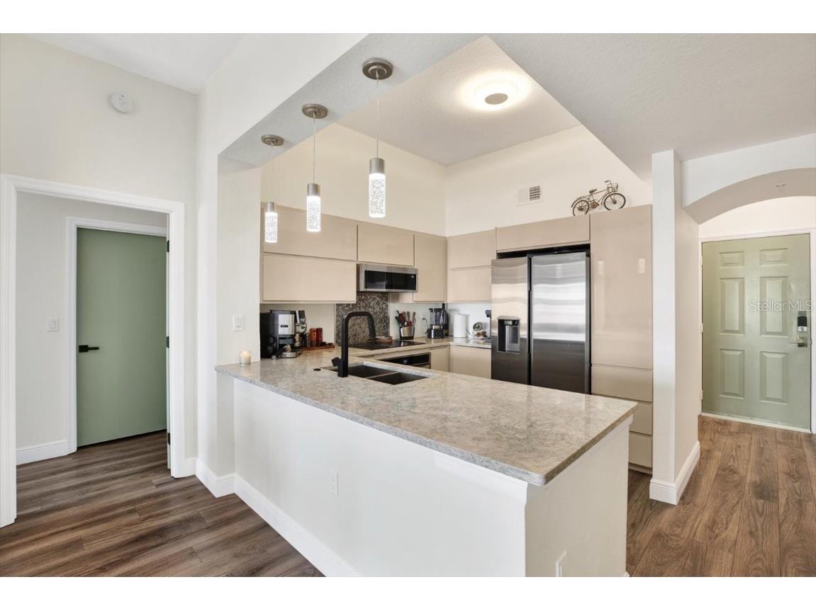 200 4th Avenue S #417 Saint Petersburg FL 33701 TB8431758 image25