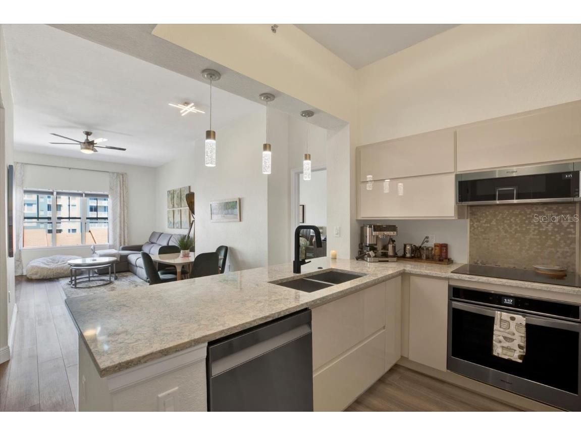 200 4th Avenue S #417 Saint Petersburg FL 33701 TB8431758 image3