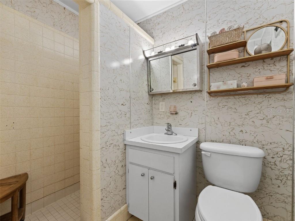 200 66th Street N Saint Petersburg FL 33710 TB8421027 image23