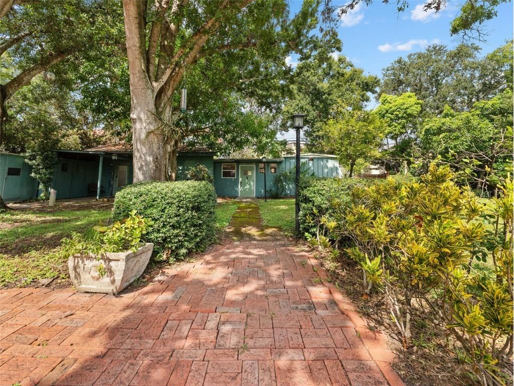 200 66th Street N Saint Petersburg FL 33710 TB8421027 image33