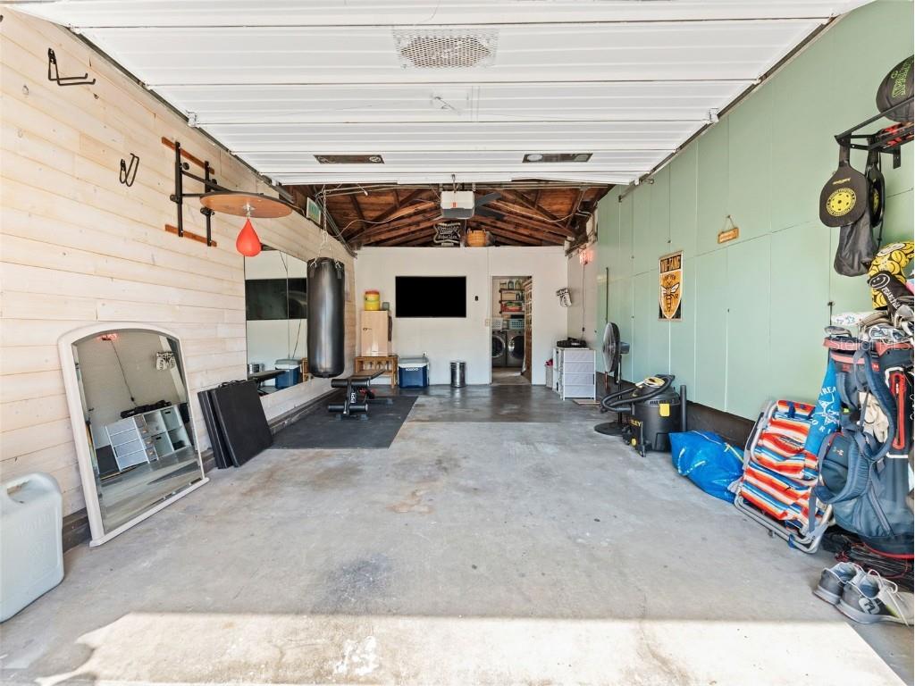 200 66th Street N Saint Petersburg FL 33710 TB8421027 image38