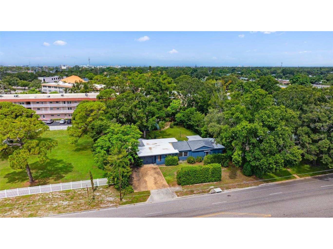 200 66th Street N Saint Petersburg FL 33710 TB8421027 image54