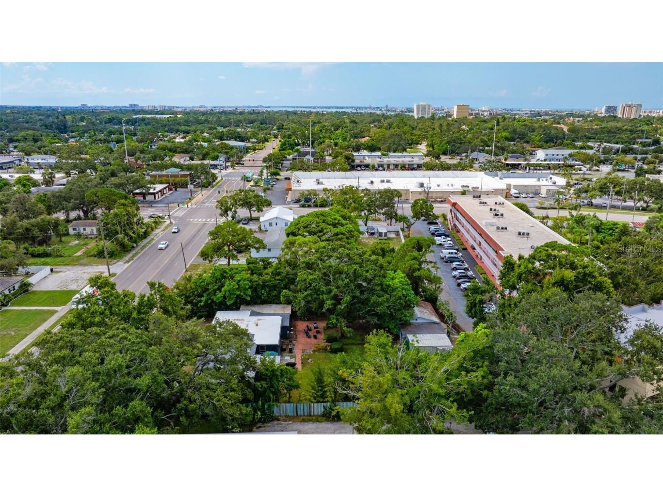 200 66th Street N Saint Petersburg FL 33710 TB8421027 image55