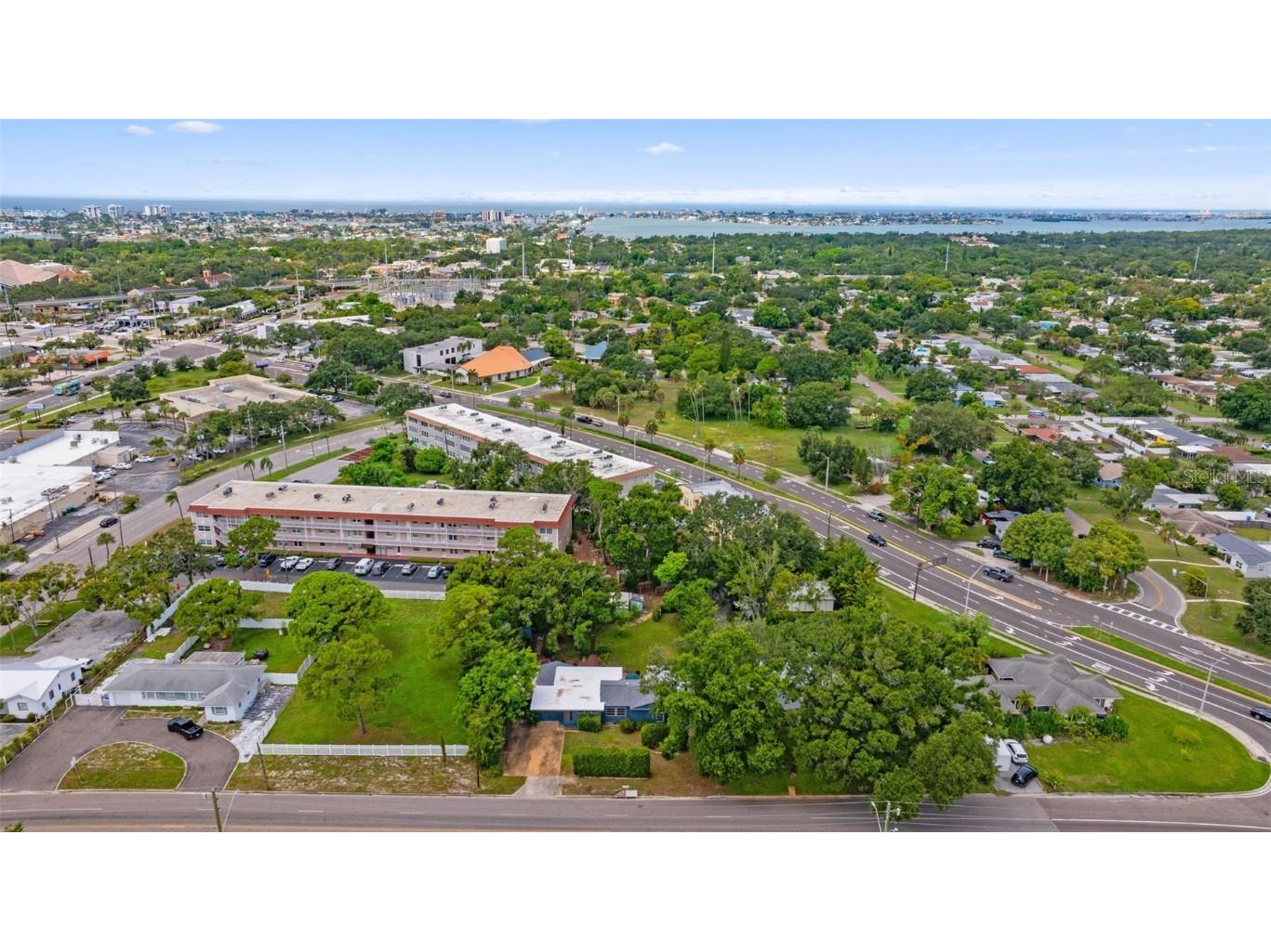 200 66th Street N Saint Petersburg FL 33710 TB8421027 image57