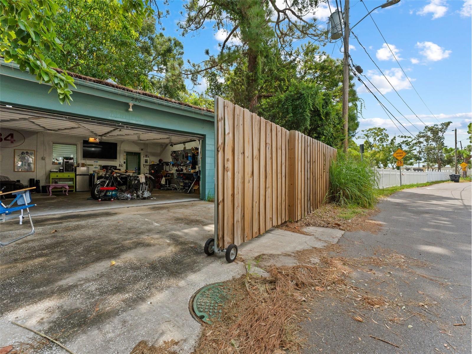 200 66th Street N Saint Petersburg FL 33710 TB8521977 image49