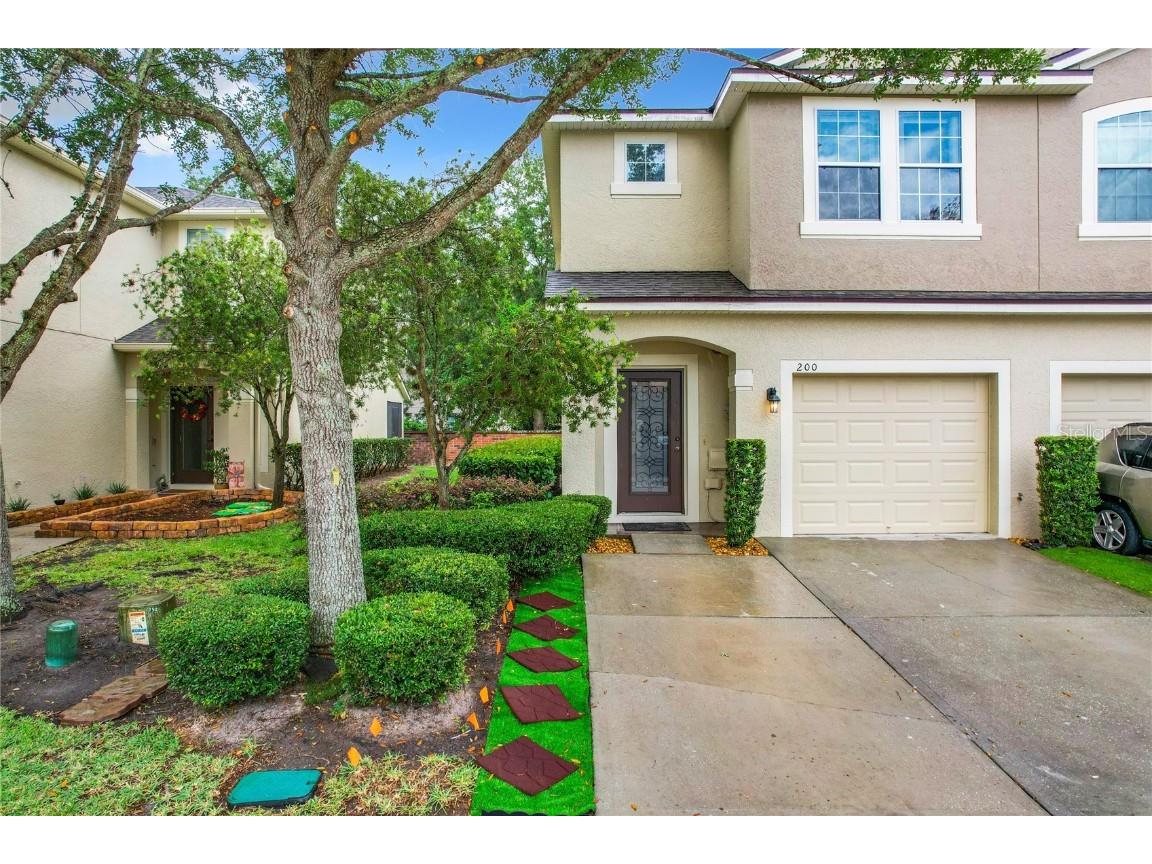 200 Angel Trumpet Way Oviedo FL 32765 V4936073 image1