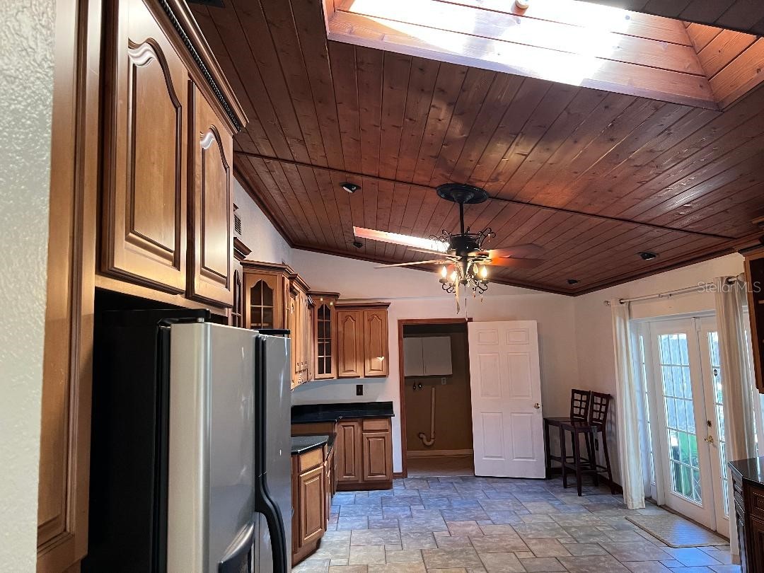 200 Arbor Drive W Palm Harbor FL 34683 TB8482438 image7