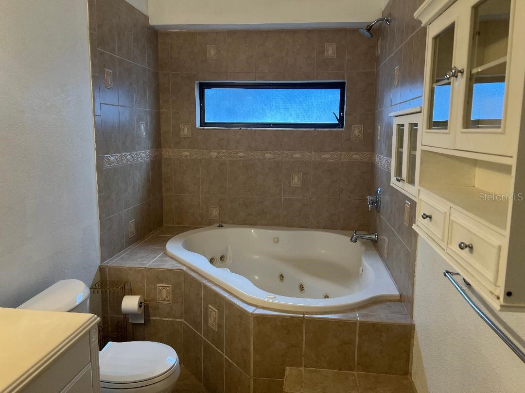 200 Arbor Drive W Palm Harbor FL 34683 TB8482467 image37