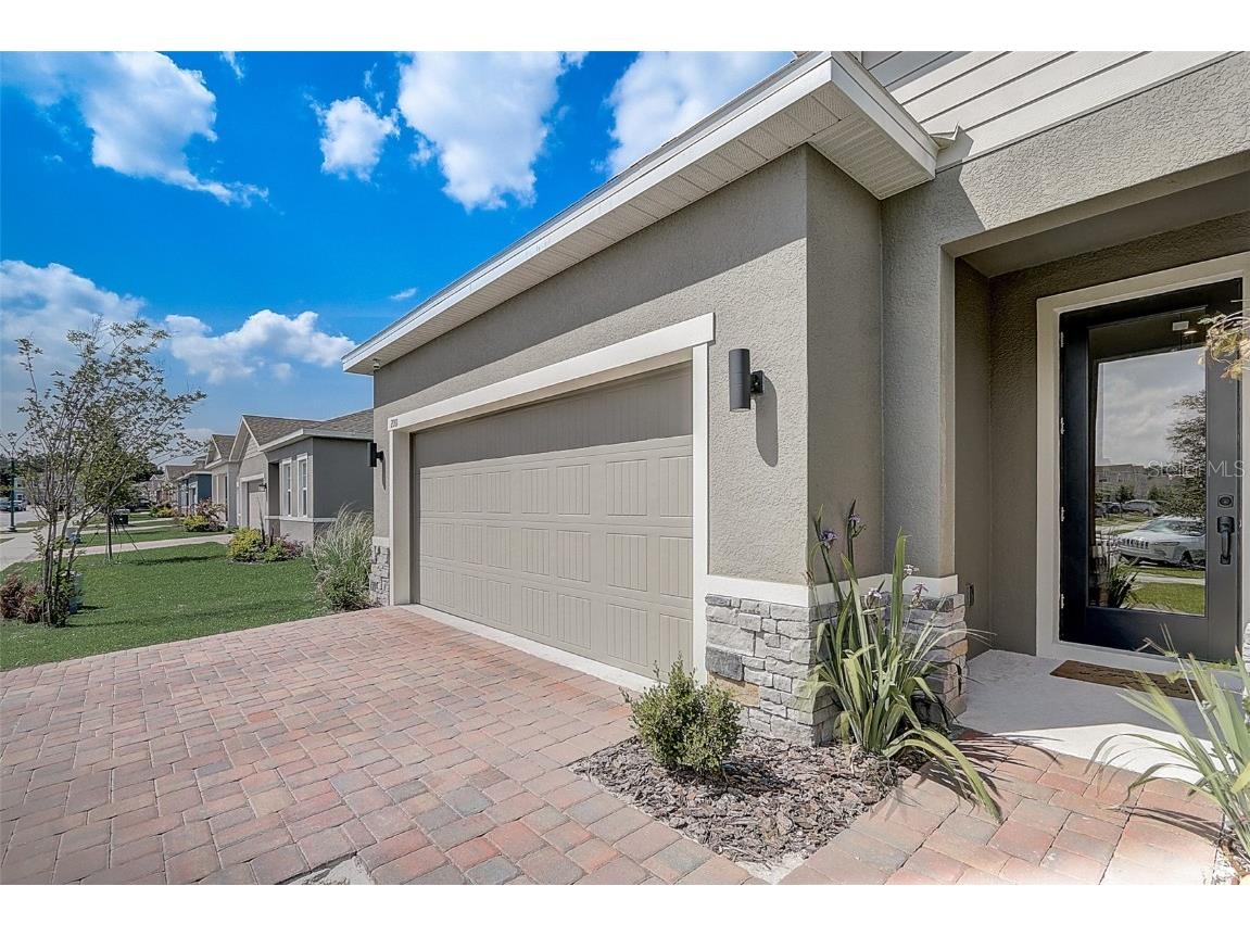 200 August Fern Loop Mount Dora FL 32757 T3433977 image1