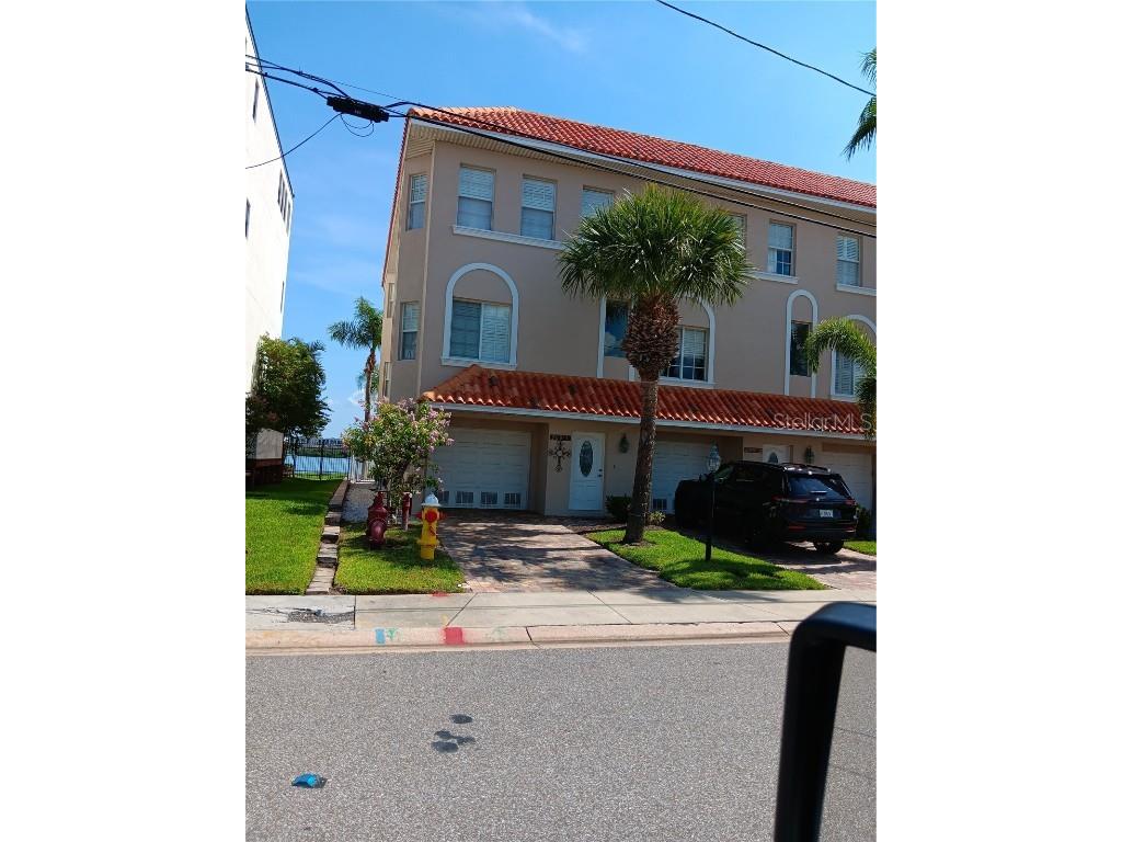 200 Brightwater Drive #1 Clearwater Beach FL 33767 - CLEARWATER HARBOR TB8451392 image1