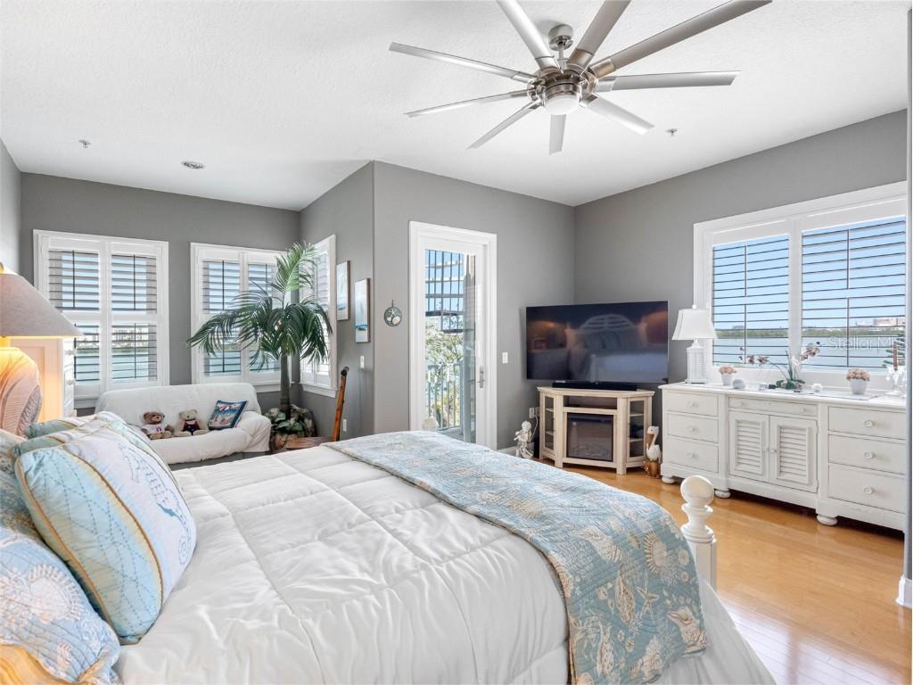 200 Brightwater Drive #10 Clearwater Beach FL 33767 - INTRACOASTAL WATERWAY TB8366618 image22