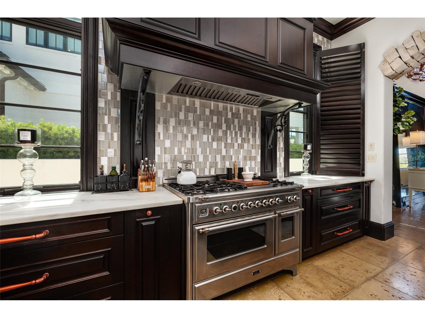 200 Brightwaters Boulevard NE Saint Petersburg FL 33704 TB8511006 image17