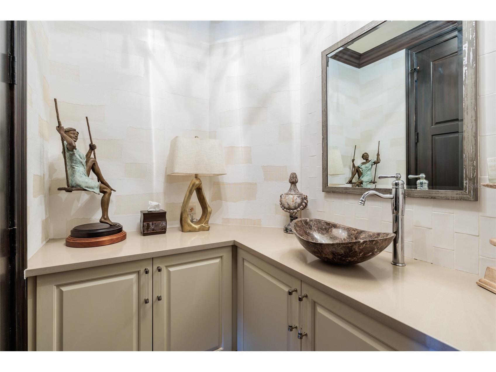 200 Brightwaters Boulevard NE Saint Petersburg FL 33704 TB8511006 image22