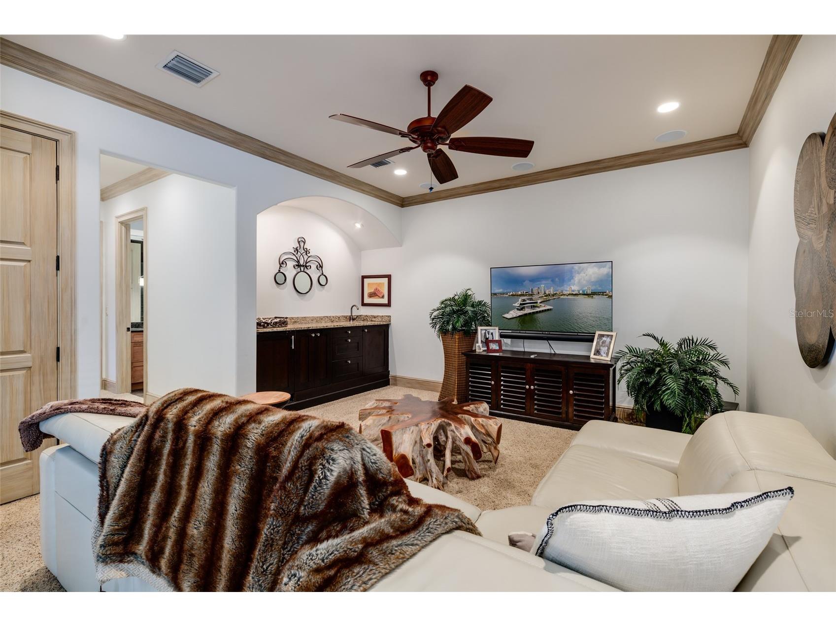 200 Brightwaters Boulevard NE Saint Petersburg FL 33704 TB8511006 image32