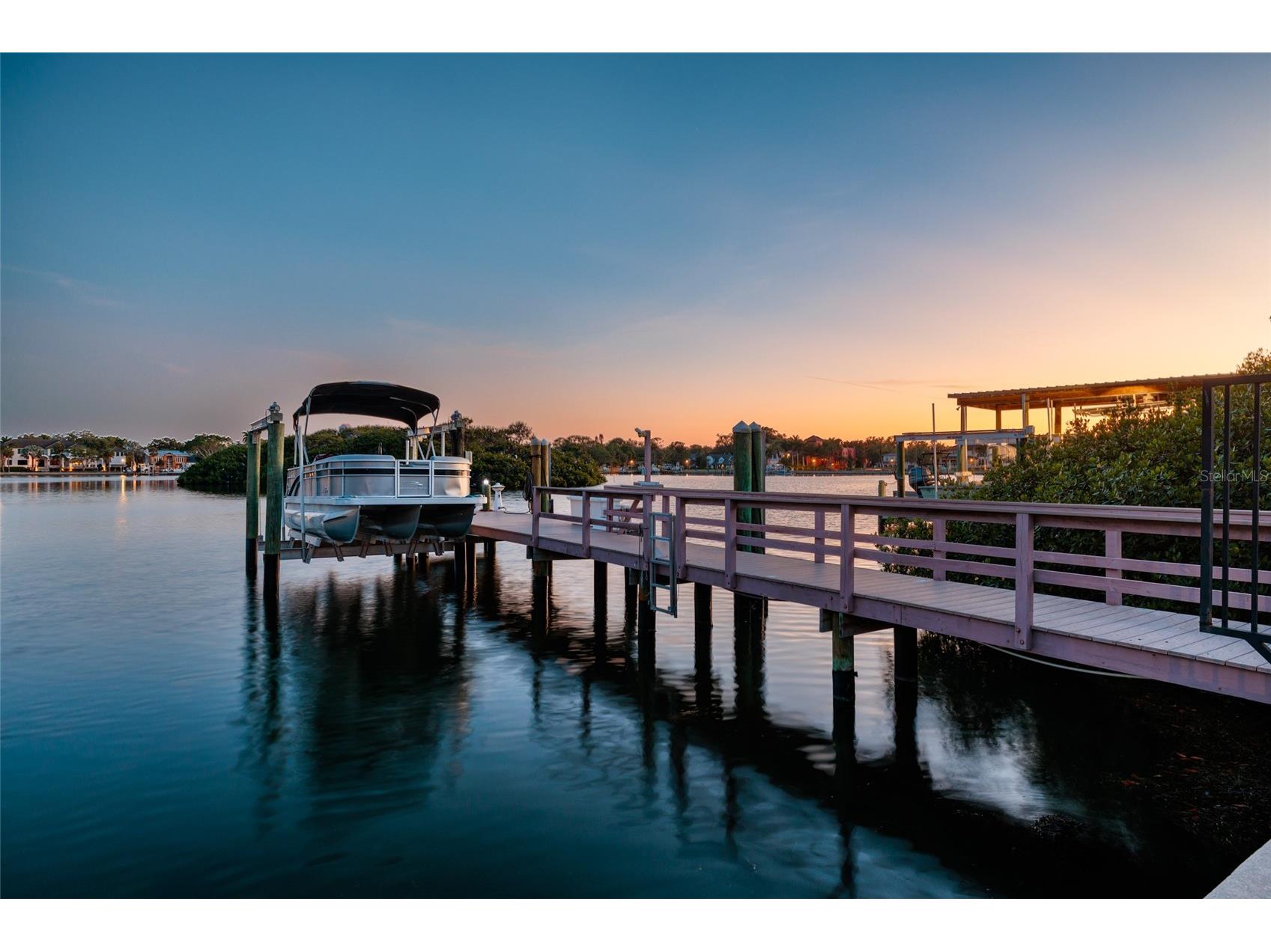 200 Brightwaters Boulevard NE Saint Petersburg FL 33704 TB8511006 image51