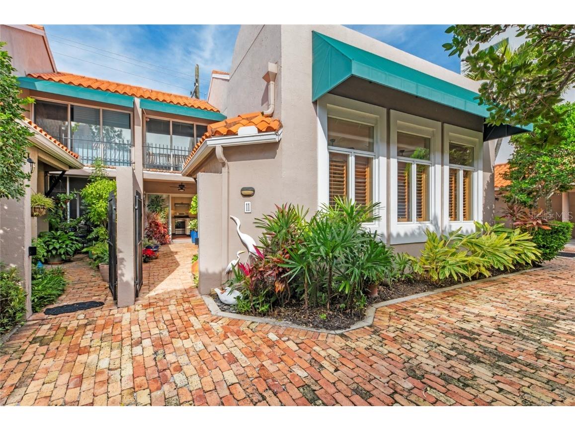 200 Cocoanut Avenue #11 Sarasota FL 34236 J972230 image1