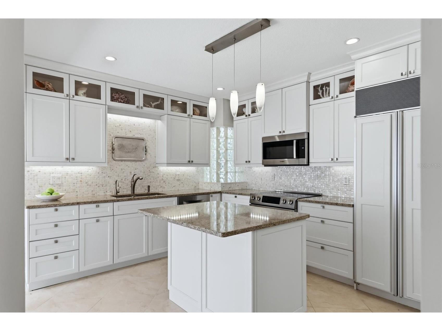 200 Cocoanut Avenue #5 Sarasota FL 34236 A4694848 image13