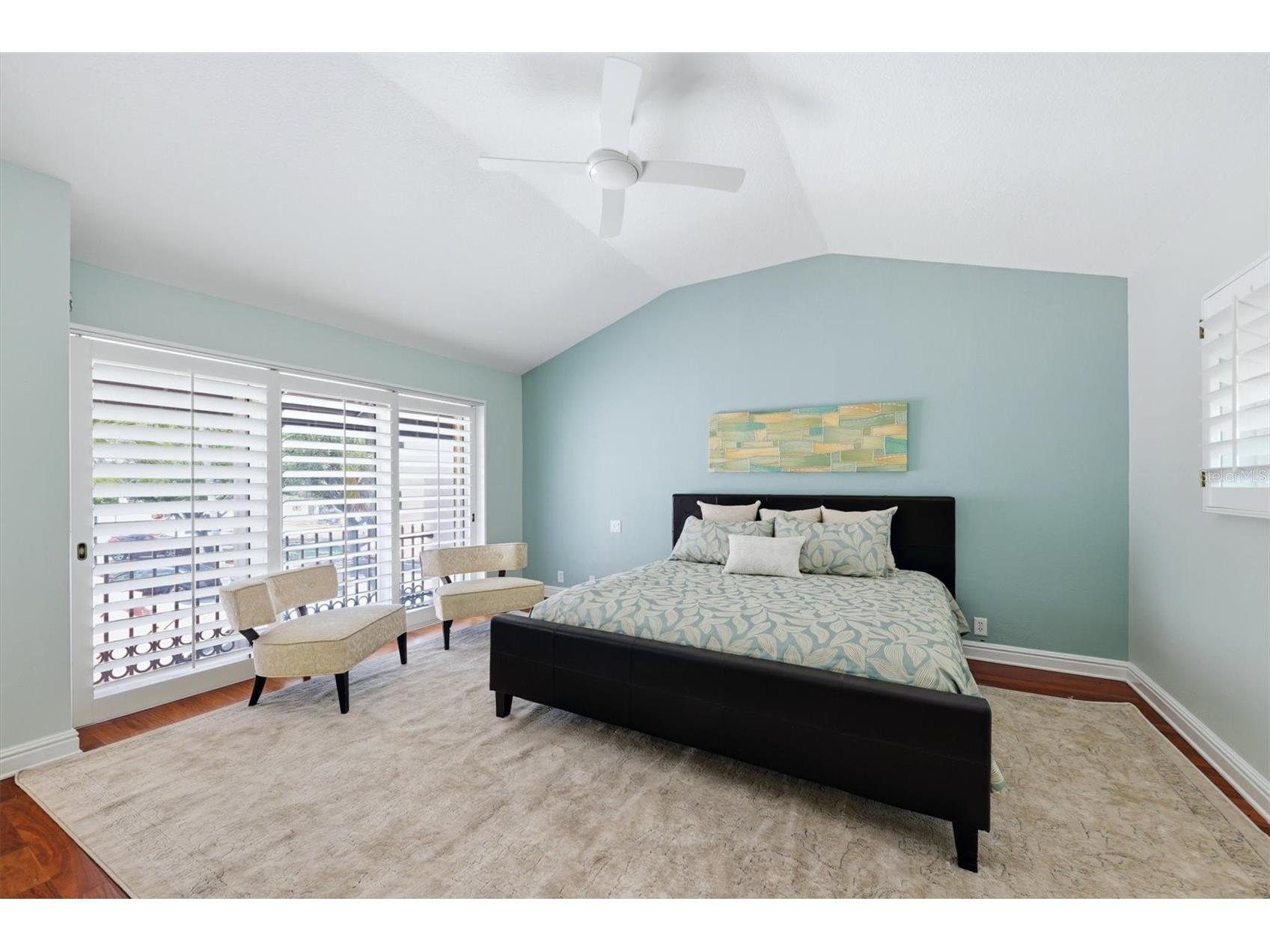 200 Cocoanut Avenue #5 Sarasota FL 34236 A4694848 image25